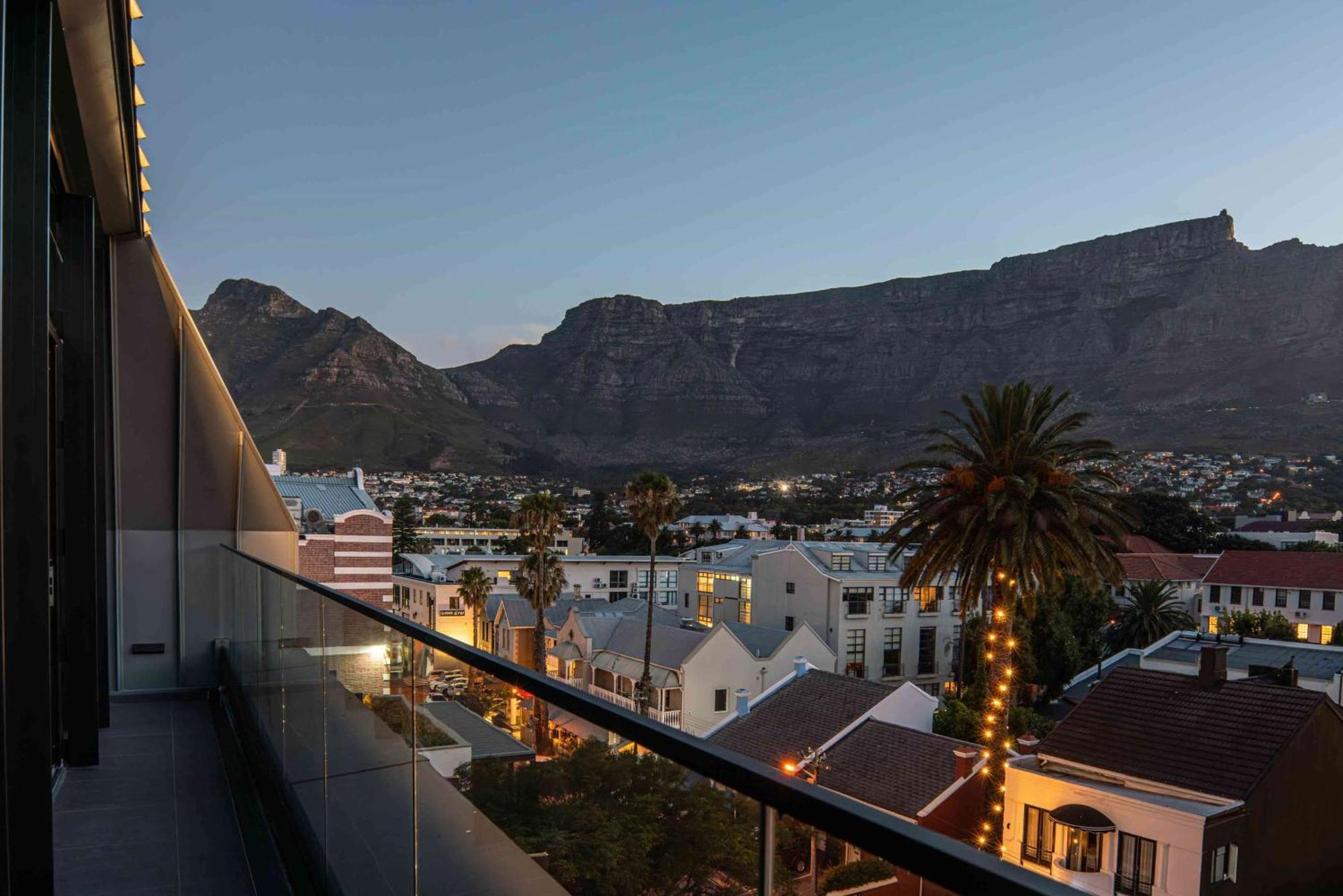 Canopy By Hilton Cape Town Longkloof מראה חיצוני תמונה